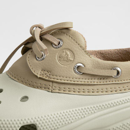 Women / Men Crocs - Classic Boat Shoe